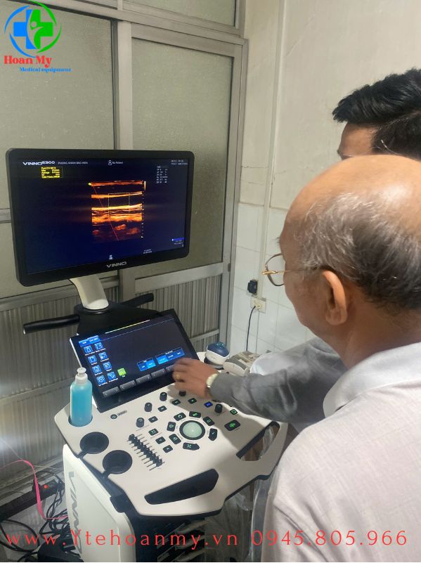 M&aacute;y si&ecirc;u &acirc;m 5D Vinno S300